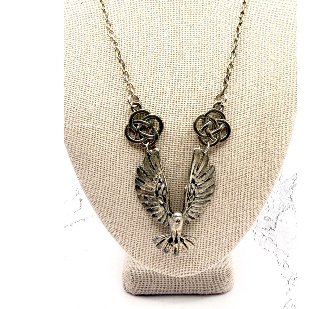 Silver American Eagle Pendant Necklace Celtic Knot 24‎ Inch Chain Patriotic